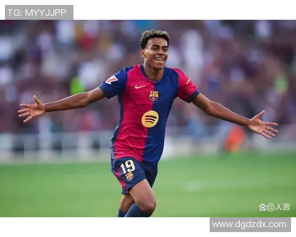 破产足球球星的崛起与陨落:从荣耀到困境的人生轨迹 破产足球球星的崛起与陨落:从荣耀到困境的人生轨迹