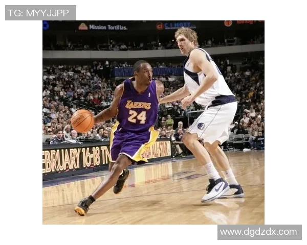 足球巨星与篮球传奇首次相遇 点燃跨界友谊与竞技火花 足球巨星与篮球传奇首次相遇 点燃跨界友谊与竞技火花